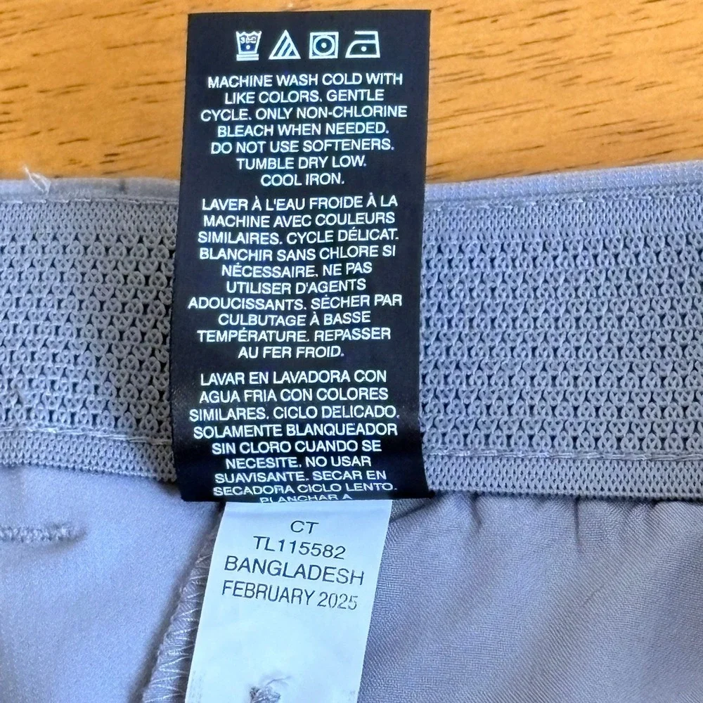 Greg Norman Performance Stretch Mens 40x30 Golf Pants NWT Lt Gray UPF Protection